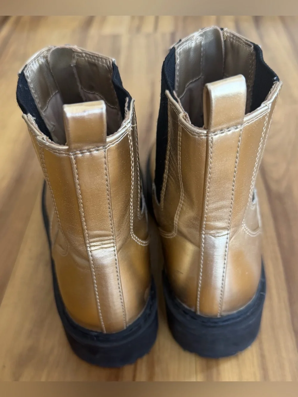 Wonder Nation Metallic Gold Front-Zip Chelsea Boots - Youth 3